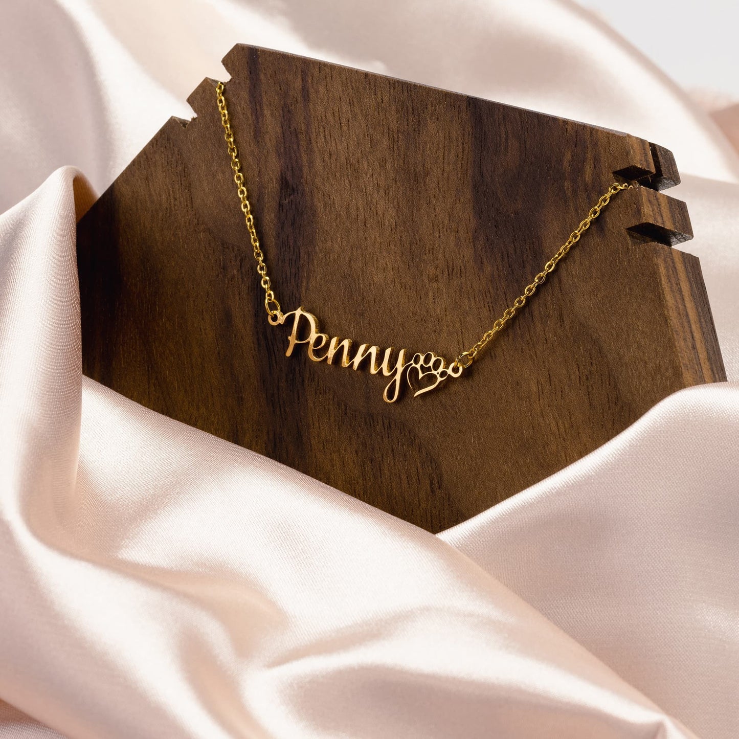 Dog Mom Necklace - Mother's Day, Birthday, Christmas Gift